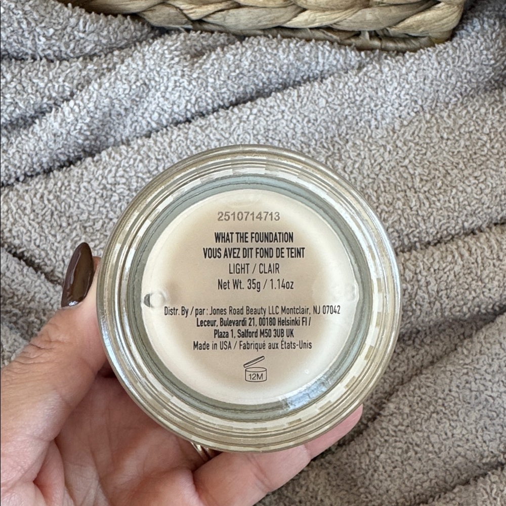 Jones Road WHAT THE FOUNDATION - Picture 3 of 4